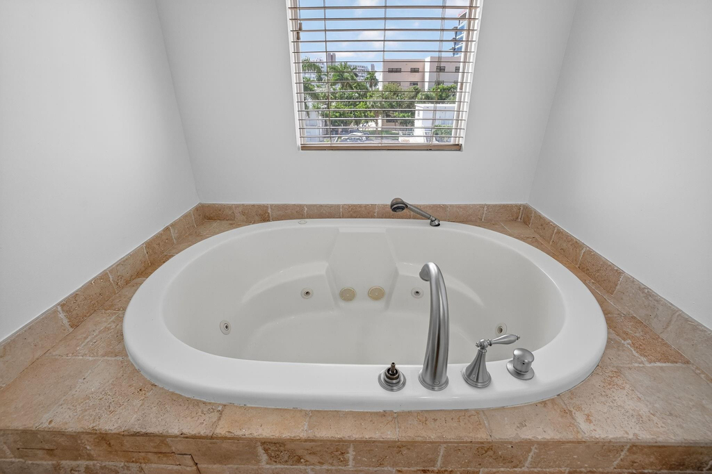 508 N Birch Road - Photo 32