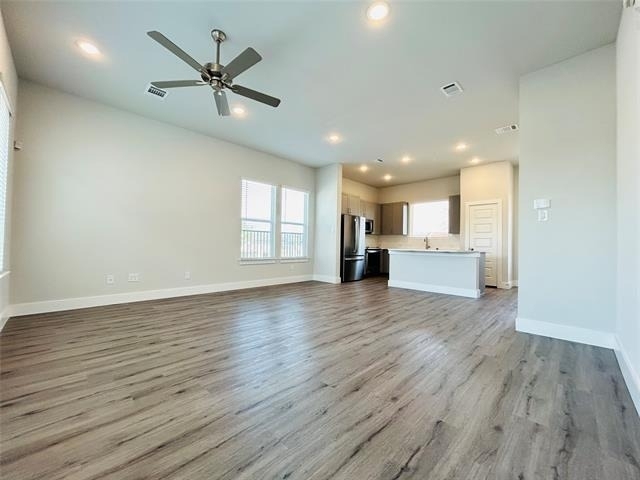 760 W Bedford Euless Road - Photo 23