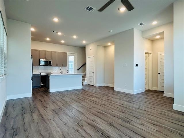 760 W Bedford Euless Road - Photo 23