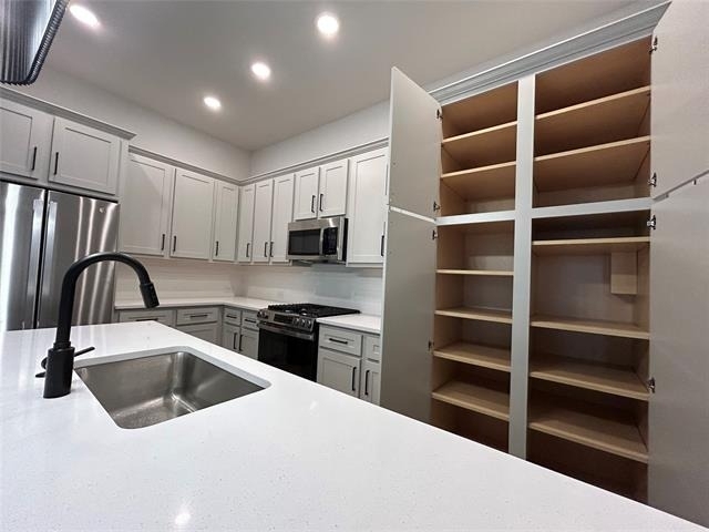 564 Mission Trail - Photo 8