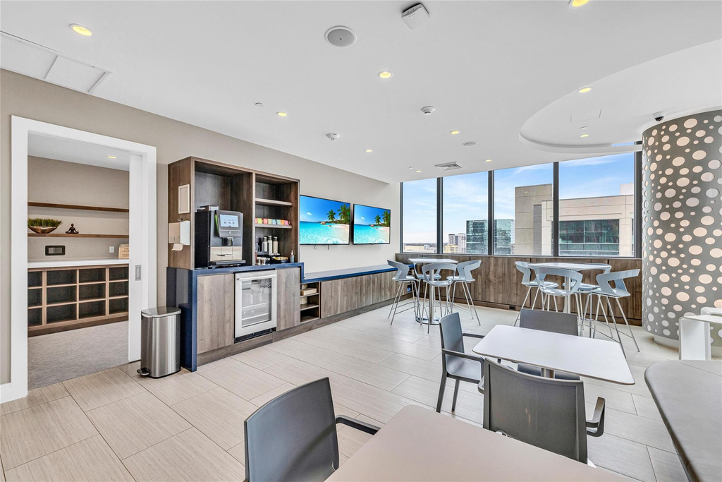 100 E Las Olas Boulevard - Photo 37
