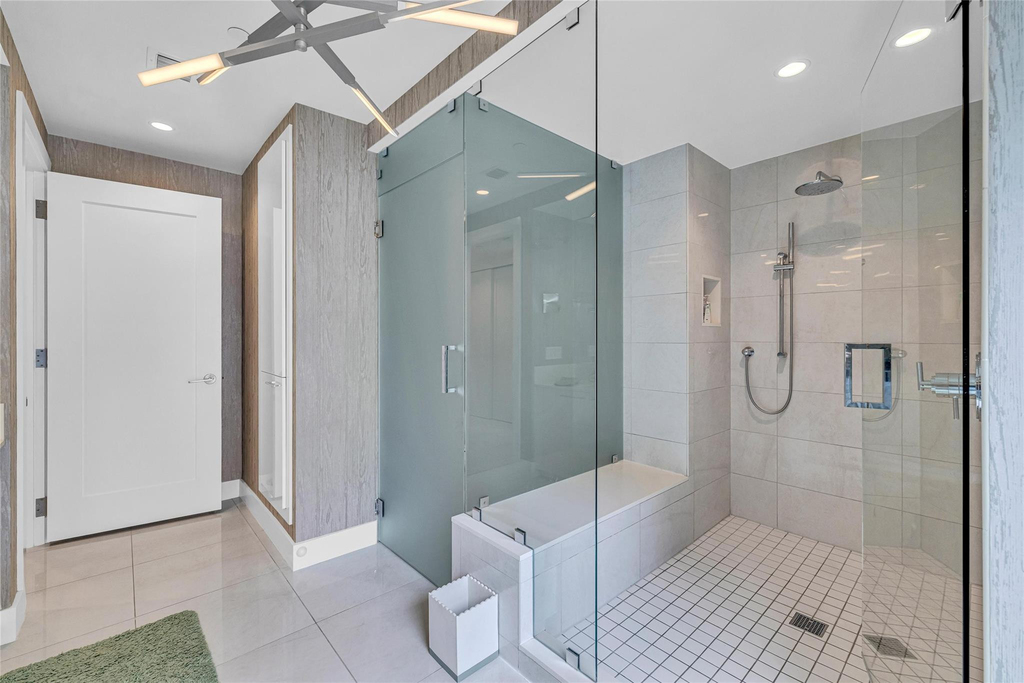 100 E Las Olas Boulevard - Photo 22