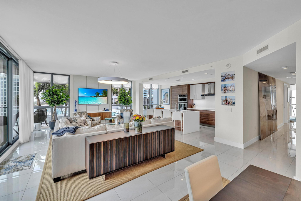100 E Las Olas Boulevard - Photo 6