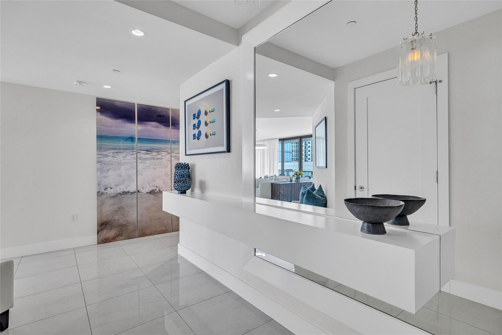 100 E Las Olas Boulevard - Photo 14