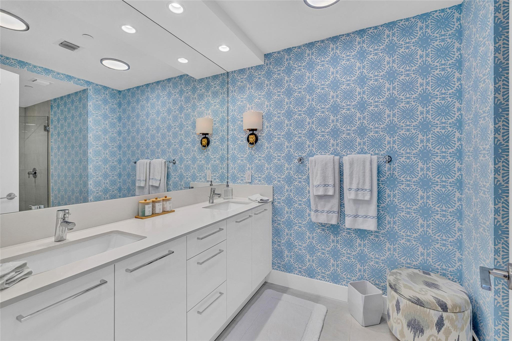 100 E Las Olas Boulevard - Photo 26