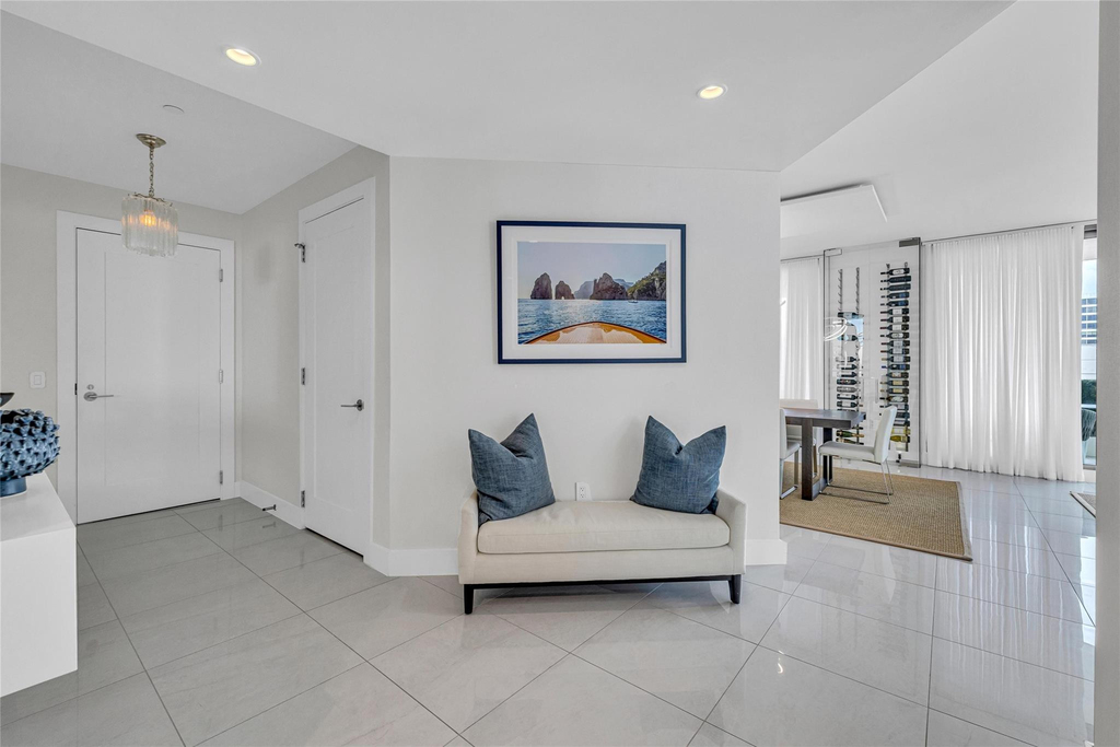 100 E Las Olas Boulevard - Photo 13
