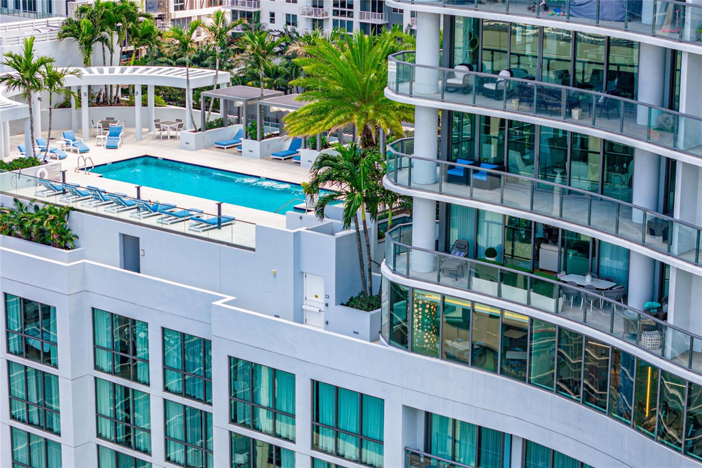 100 E Las Olas Boulevard - Photo 45