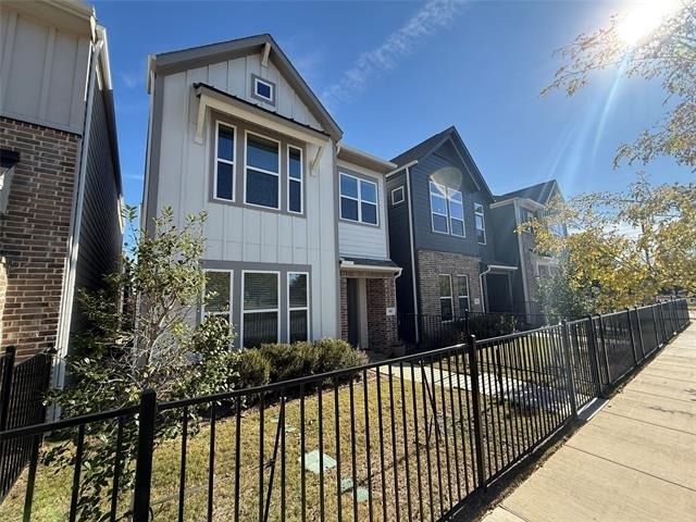 509 S Mary Street - Photo 2