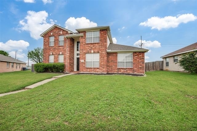 1425 Gatlinburg Circle - Photo 1