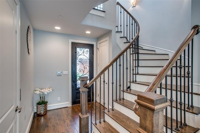 4532 Normandy Avenue - Photo 2