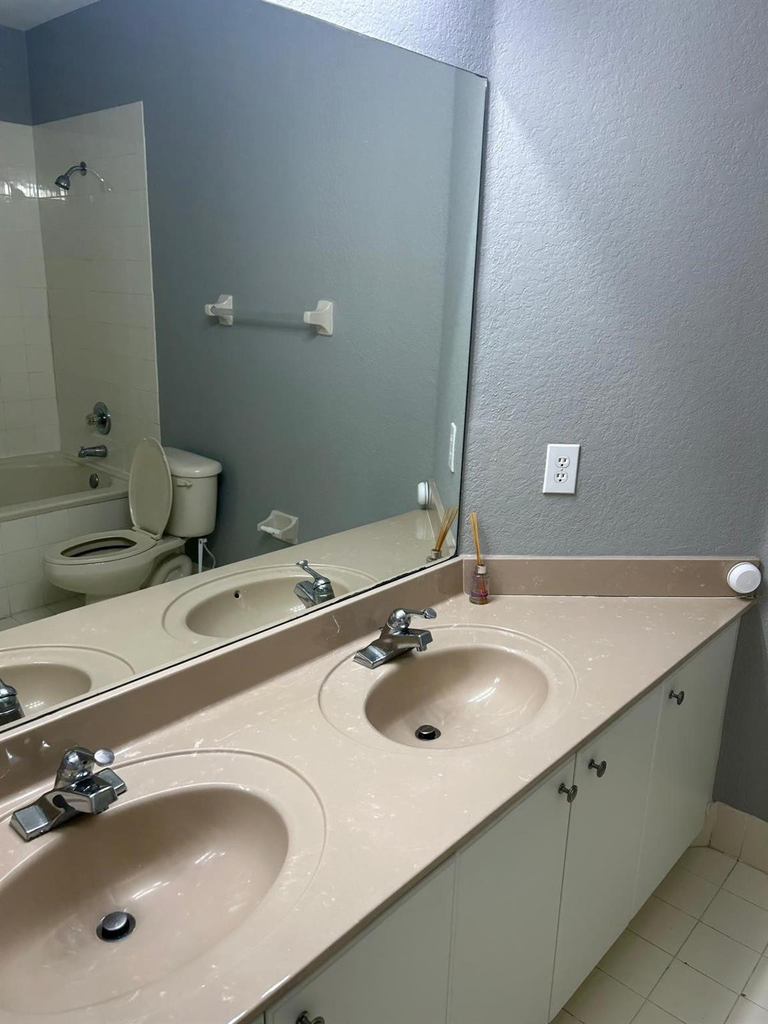 11486 Nw 77th Street - Photo 21