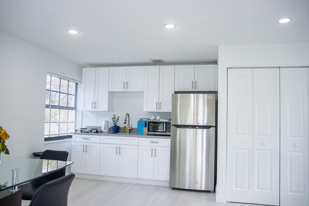320 Nw 4th Avenue - Photo 5