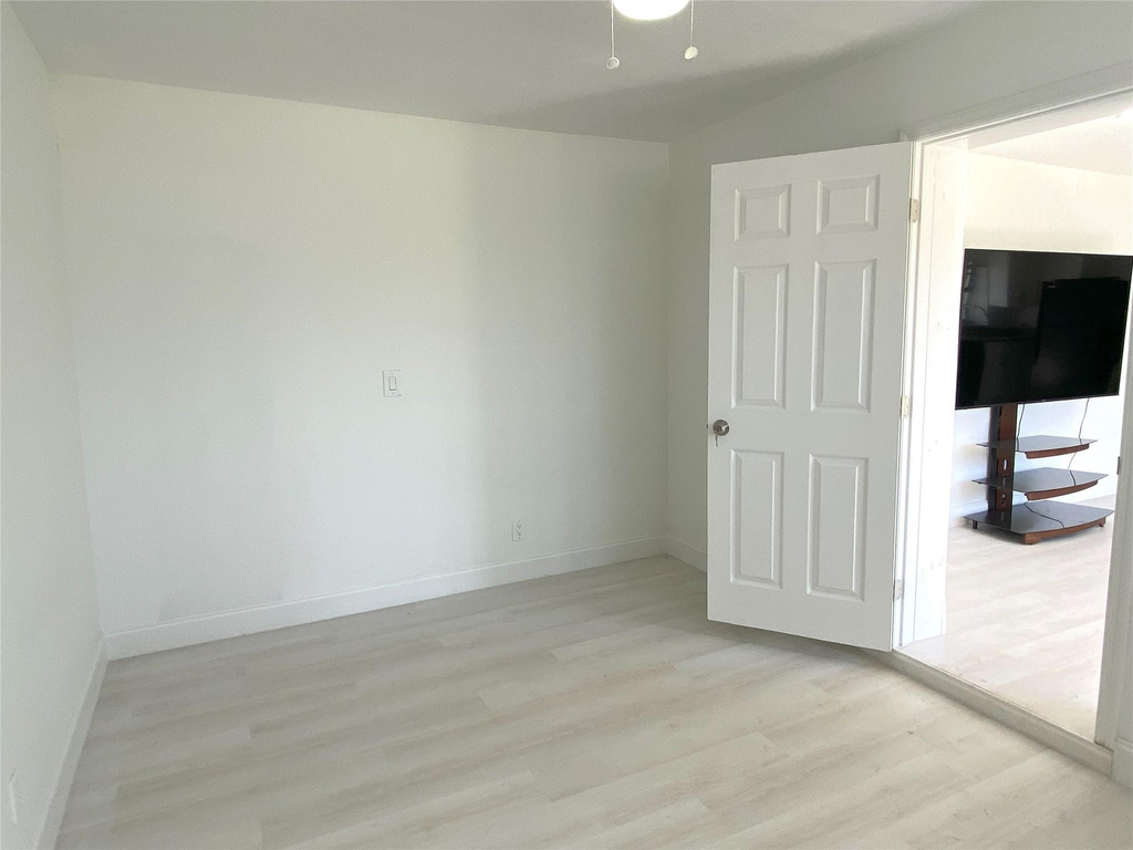 320 Nw 4th Avenue - Photo 9