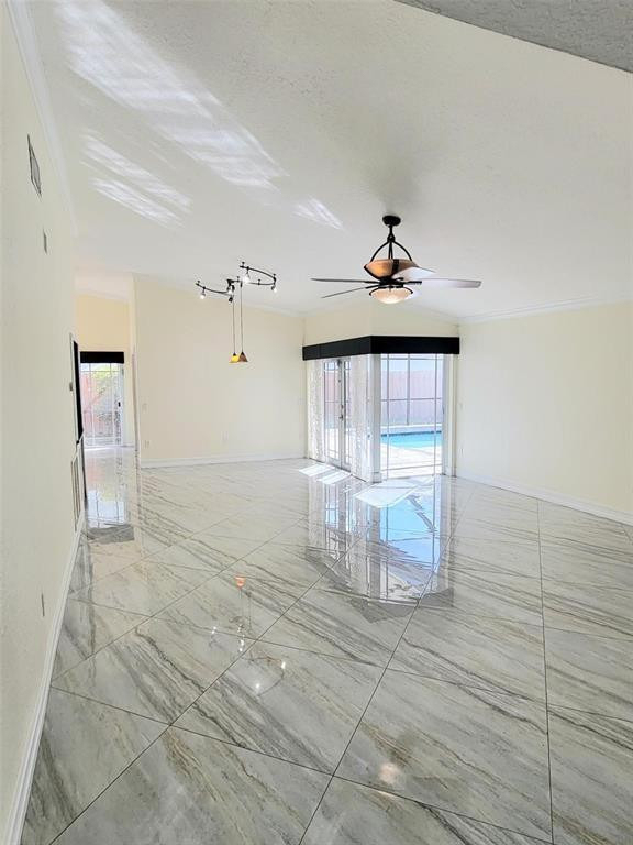 531 Sw 167th Terrace - Photo 2