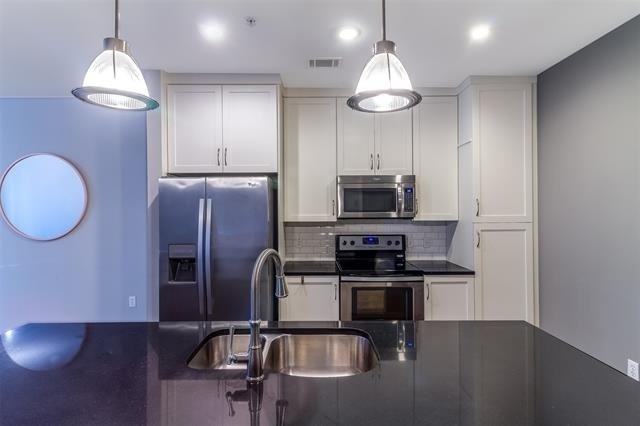 5609 Smu Boulevard - Photo 2