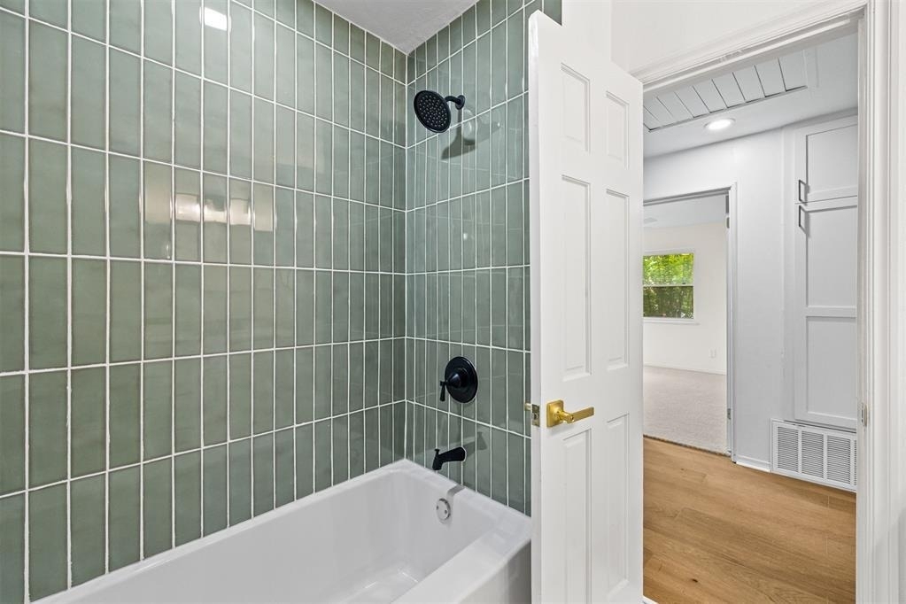 2737 Clermont Place - Photo 22