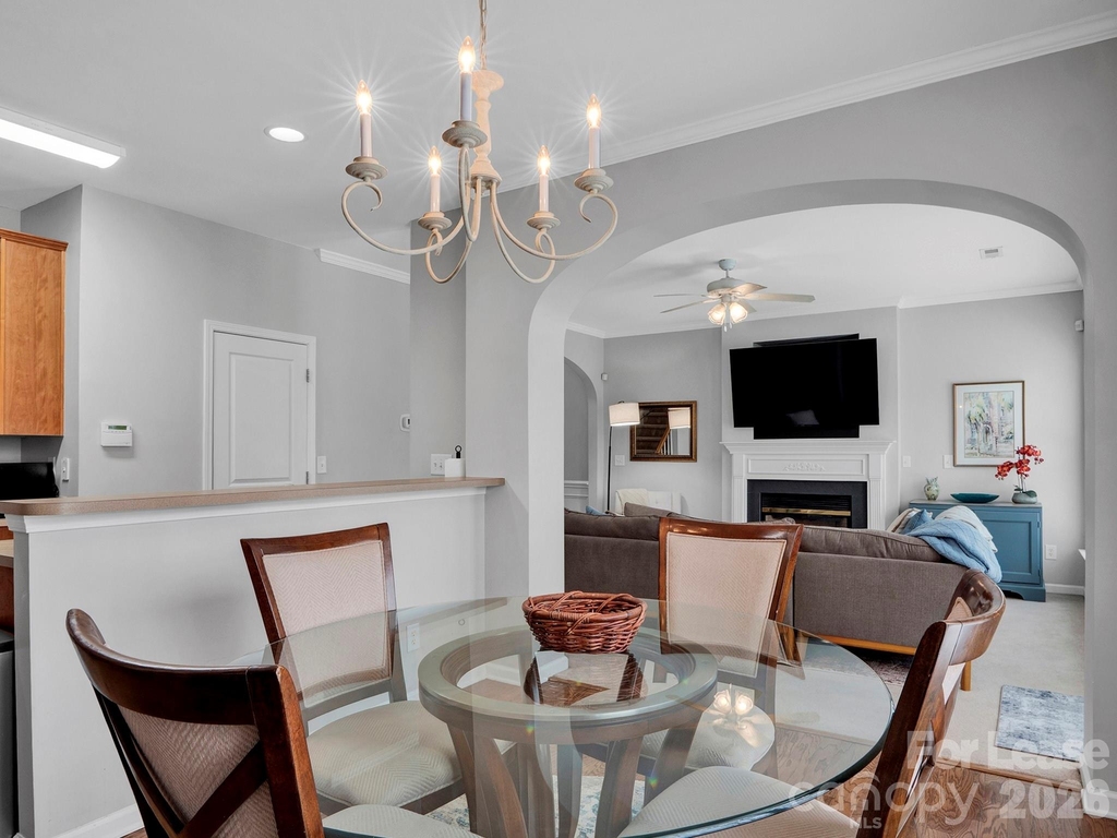 1401 Hammond Drive - Photo 10