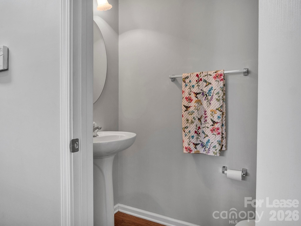 1401 Hammond Drive - Photo 18