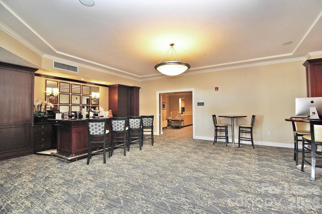 300 W 5th Street - Photo 31