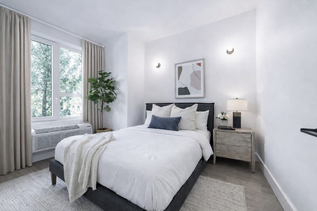 1042 President Street - Photo 4