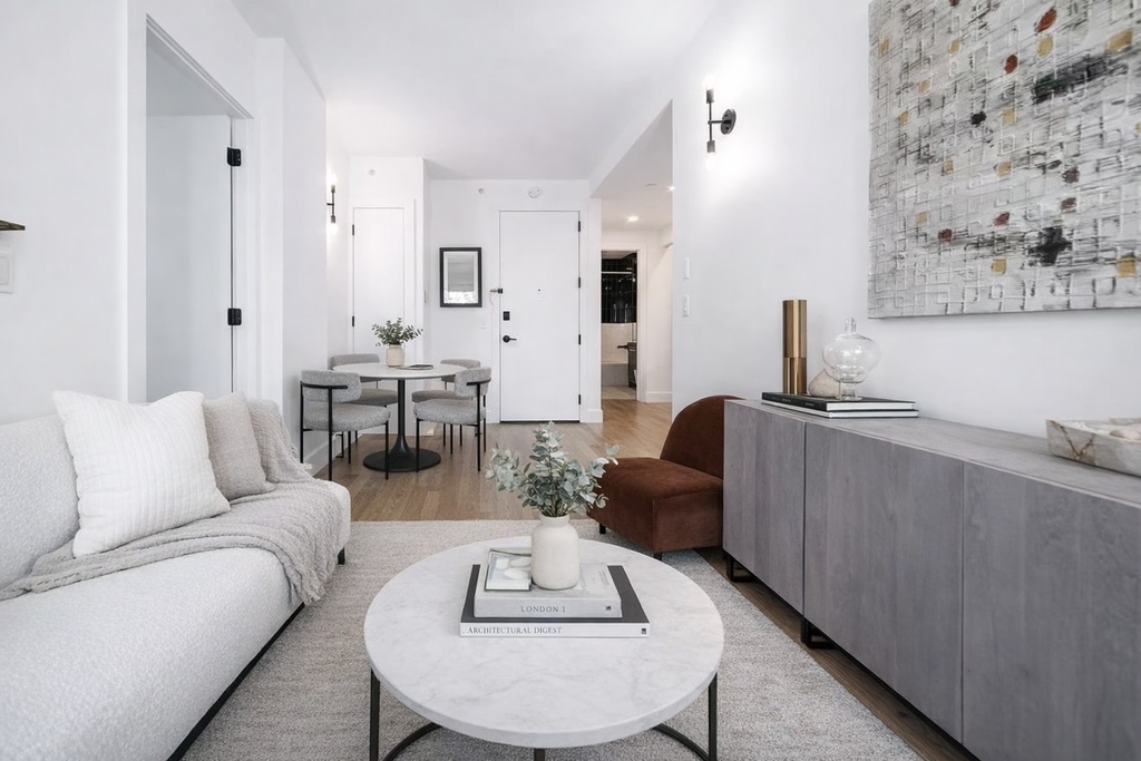 1042 President Street - Photo 1