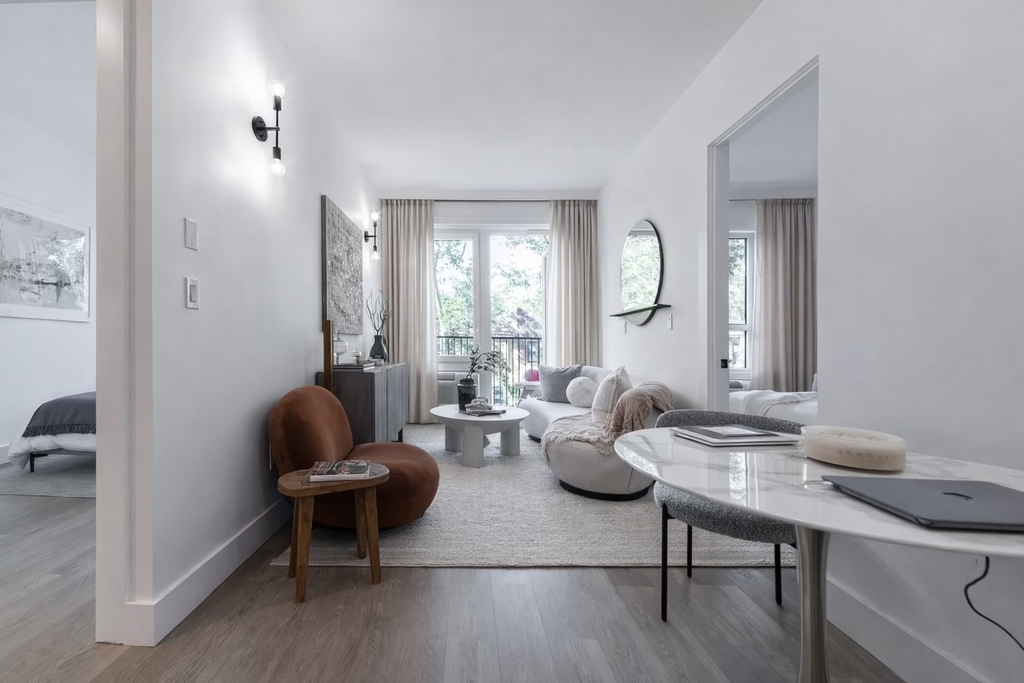 1042 President Street - Photo 2
