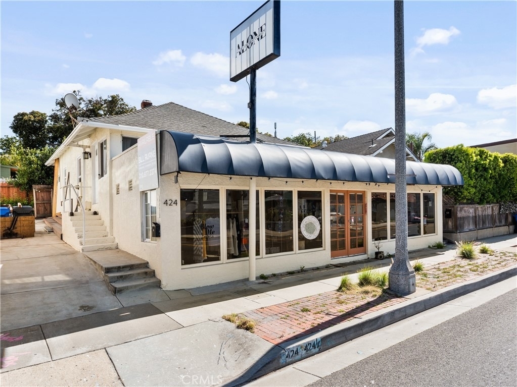 424 S Pacific Coast Highway - Photo 1