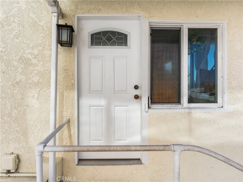424 S Pacific Coast Highway - Photo 2