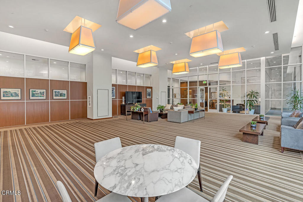 801 S Grand Avenue - Photo 13