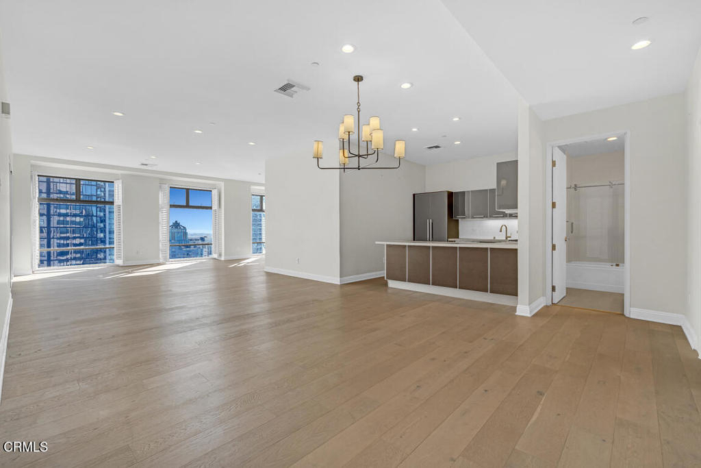 801 S Grand Avenue - Photo 23