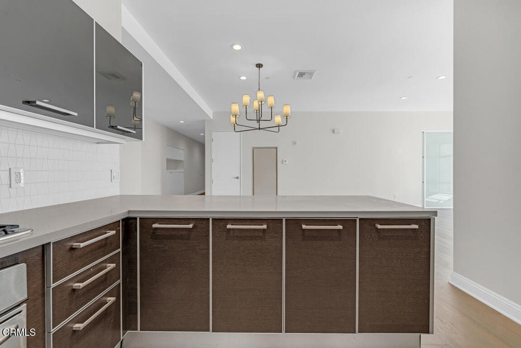 801 S Grand Avenue - Photo 30