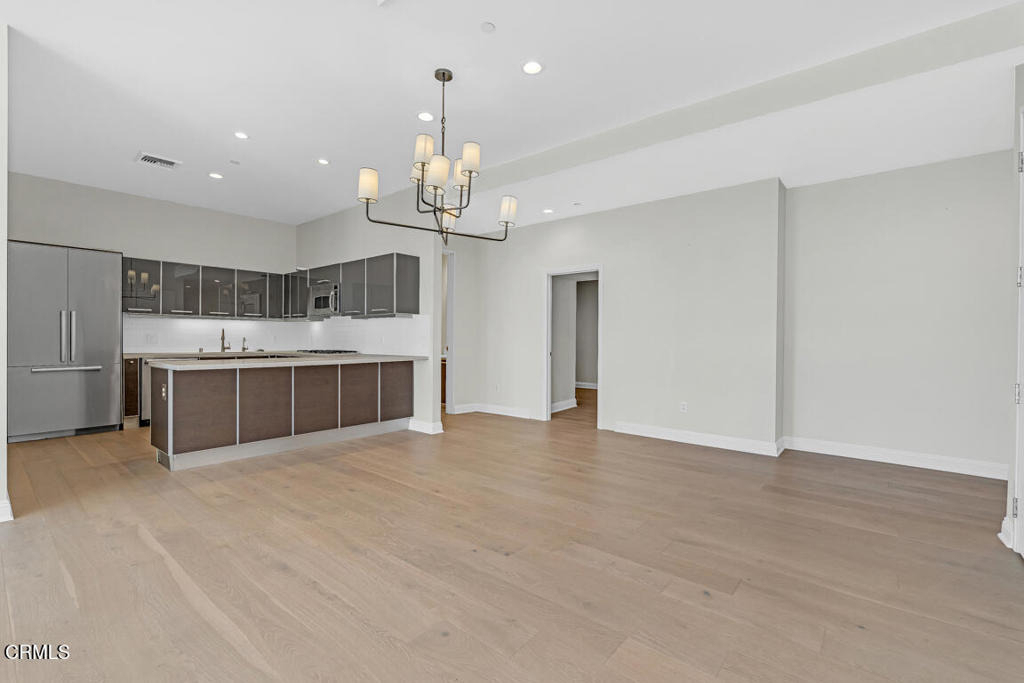 801 S Grand Avenue - Photo 25
