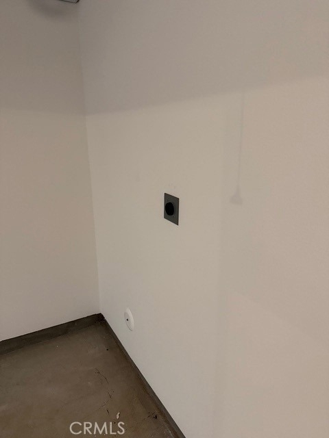 2420 E. Lincoln Avenue - Photo 32