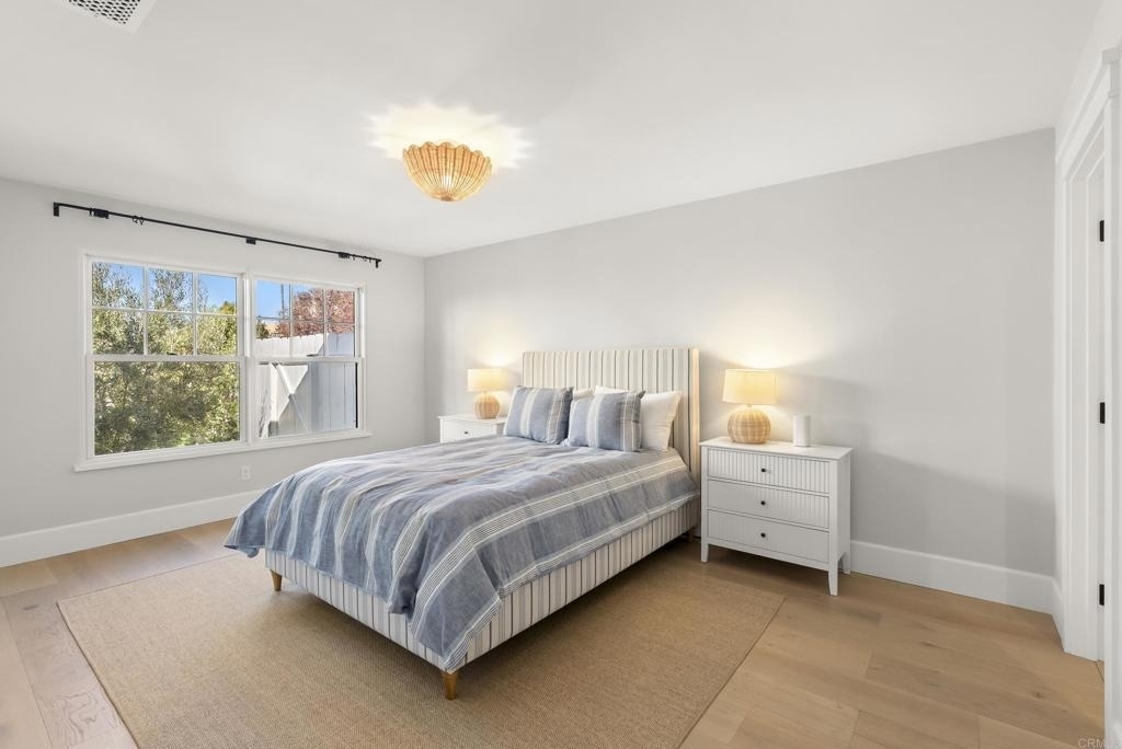 210 Estrella St - Photo 10
