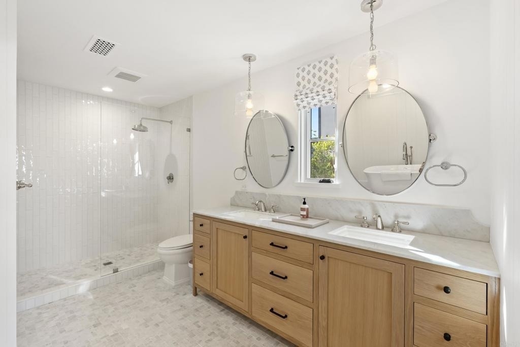 210 Estrella St - Photo 5