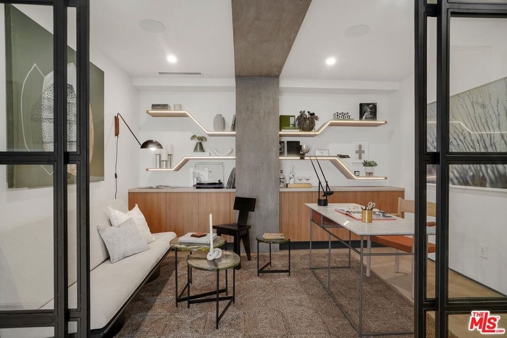 7135 Hollywood Boulevard - Photo 37