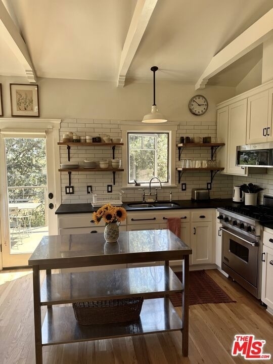 220 France Circle - Photo 7