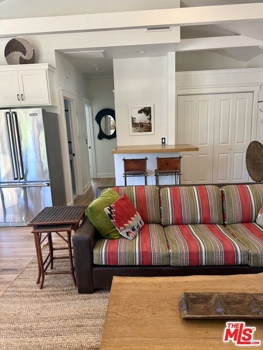 220 France Circle - Photo 4