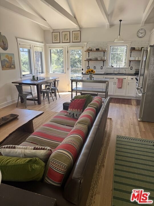 220 France Circle - Photo 5