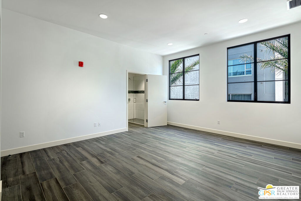 111 N Palm Canyon Drive - Photo 9