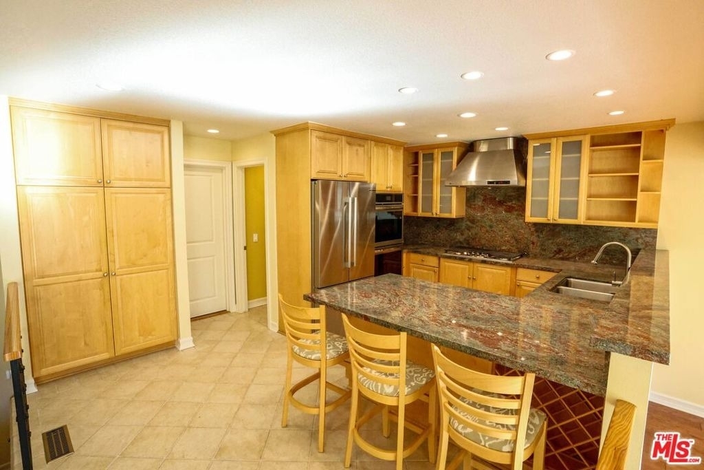 17097 Palisades Circle - Photo 3