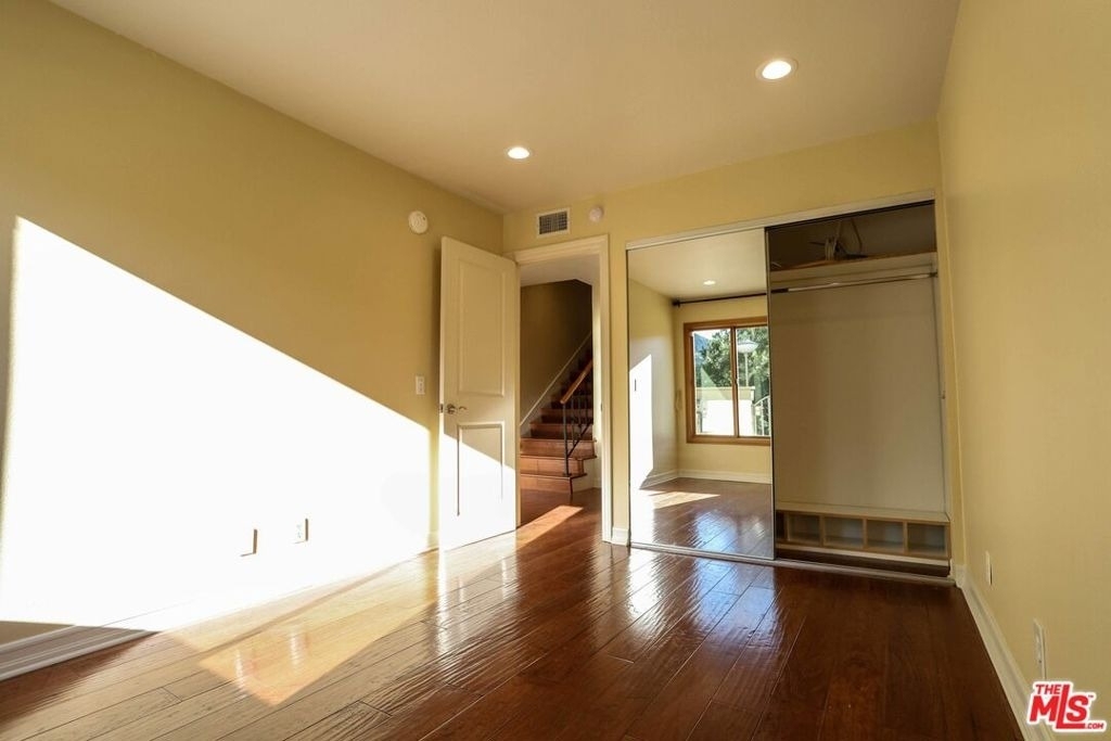 17097 Palisades Circle - Photo 19