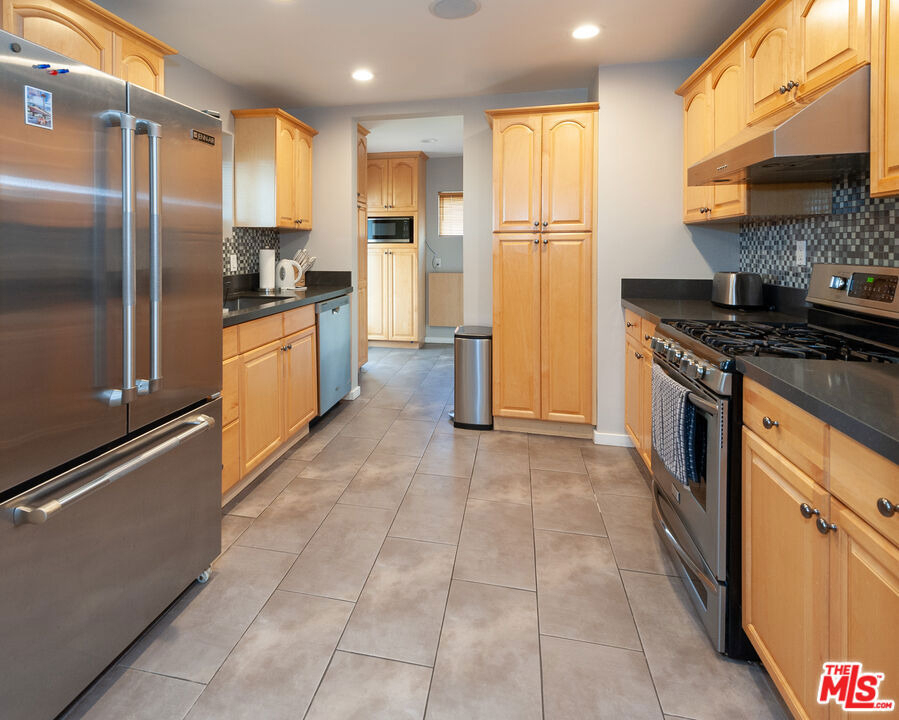 5226 College View Avenue - Photo 2