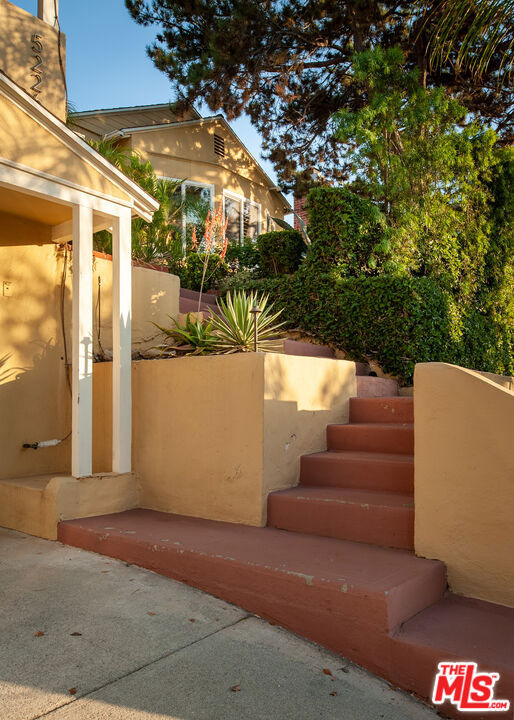 5226 College View Avenue - Photo 16