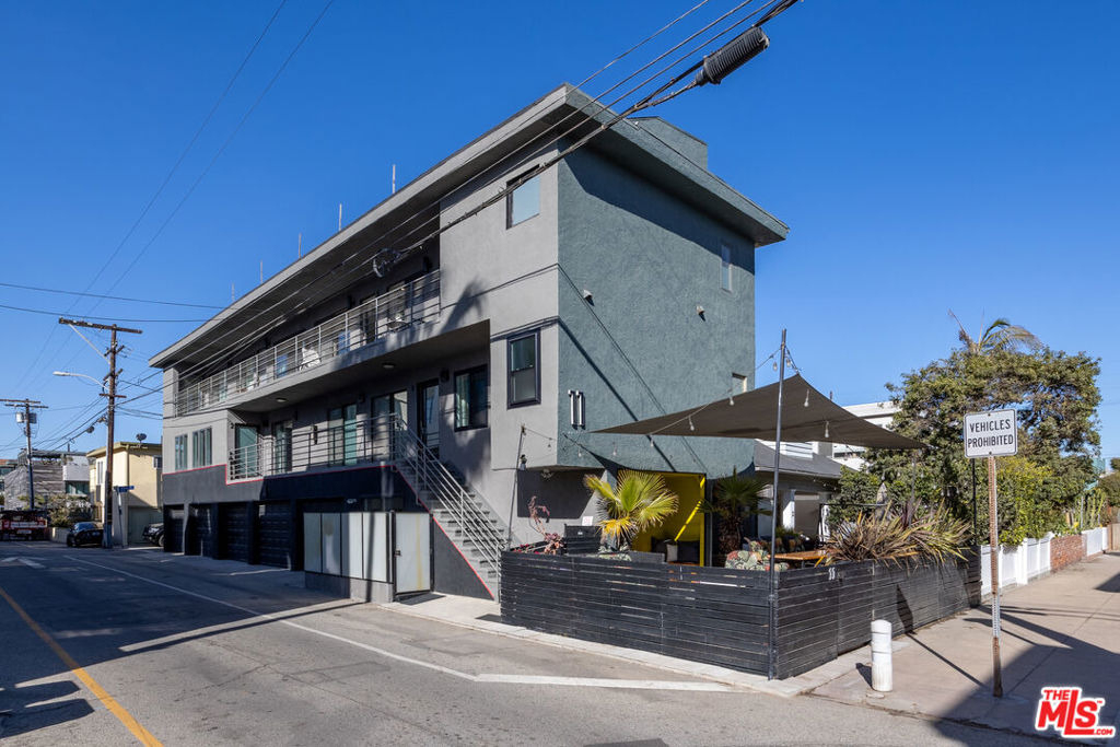 11 24th Avenue - Photo 27