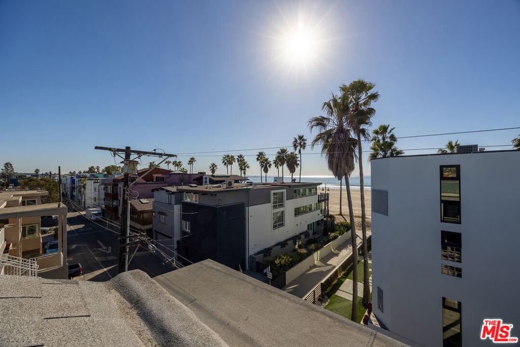 11 24th Avenue - Photo 33