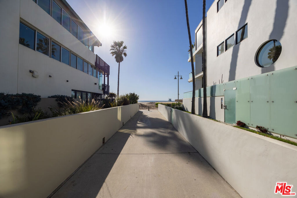 11 24th Avenue - Photo 30