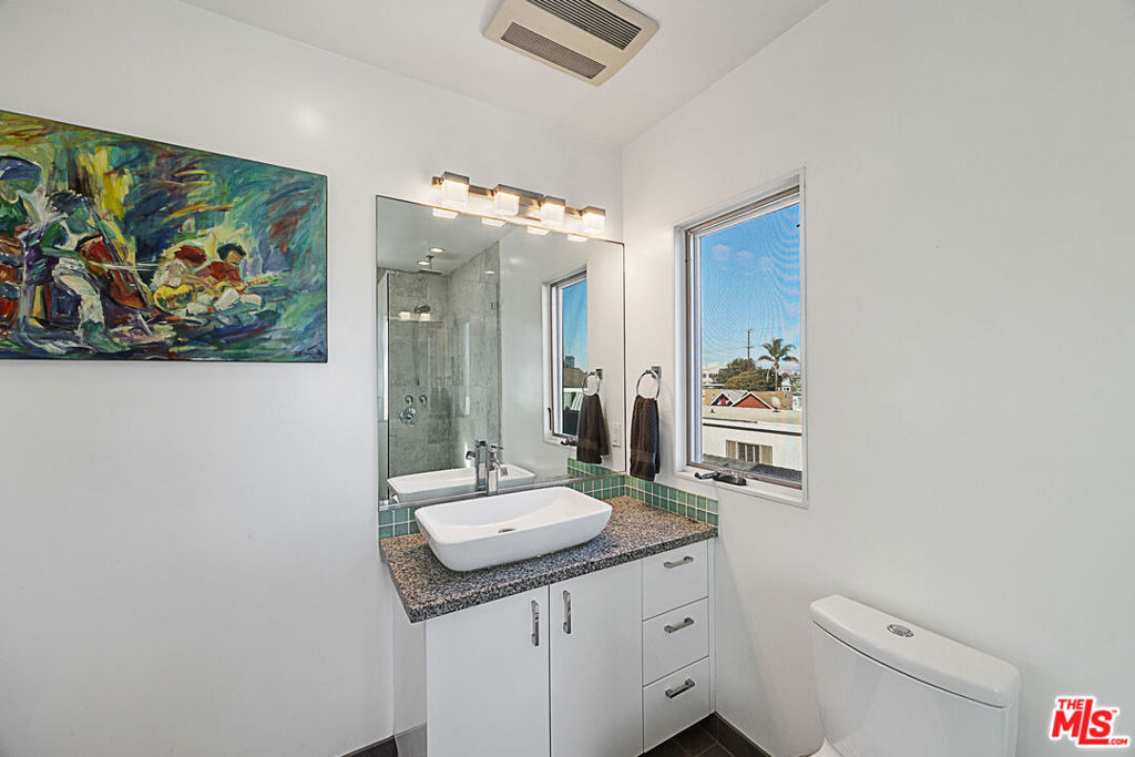 11 24th Avenue - Photo 19