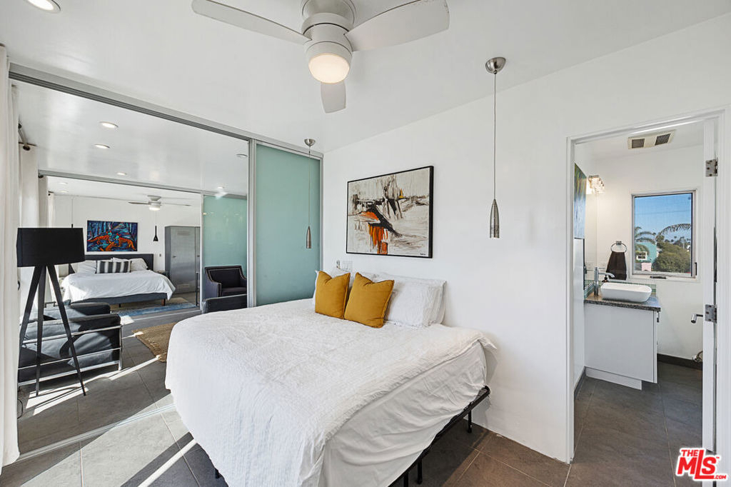 11 24th Avenue - Photo 17