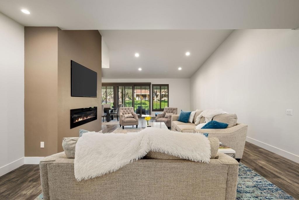 44839 Oro Grande Circle - Photo 2